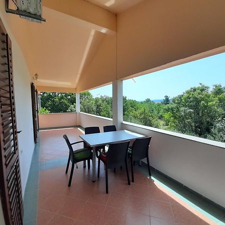 Apartments Marta Starigrad Paklenica Phòng bức ảnh