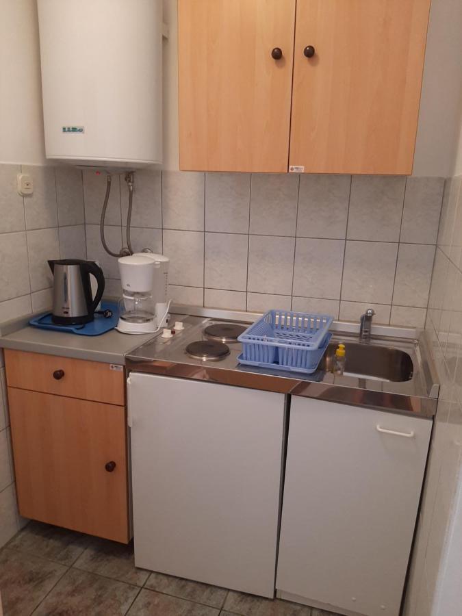 Apartments Marta Starigrad Paklenica Ngoại thất bức ảnh