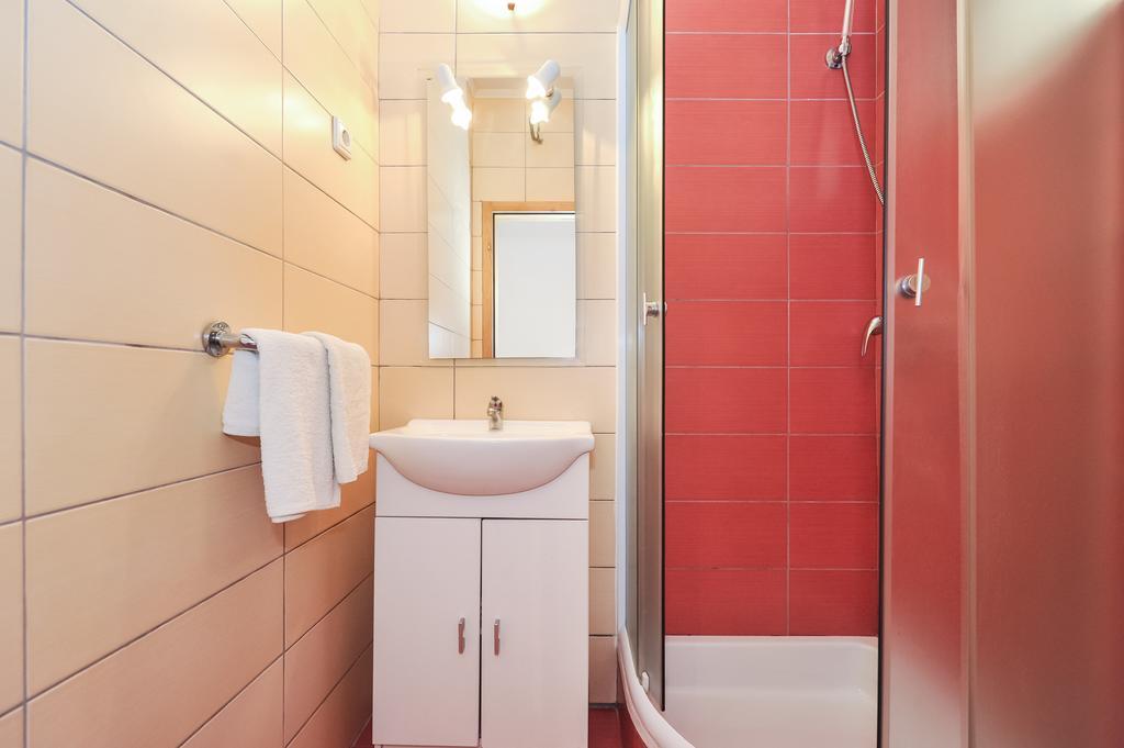 Apartments Marta Starigrad Paklenica Phòng bức ảnh