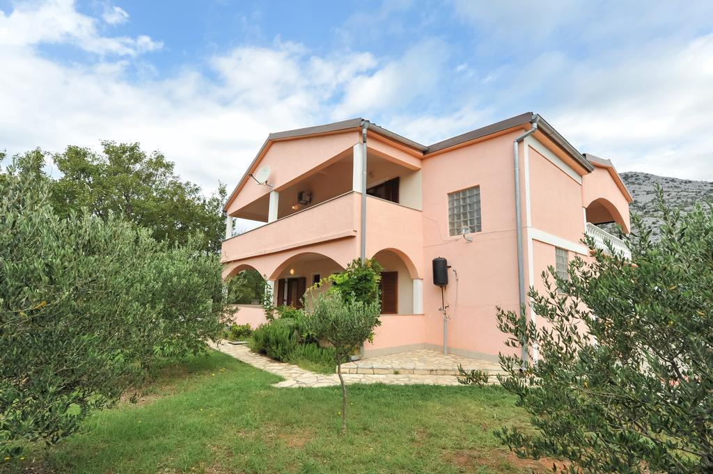 Apartments Marta Starigrad Paklenica Phòng bức ảnh